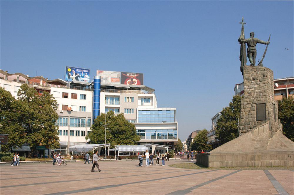 Hotel Turist Kraljevo Kültér fotó
