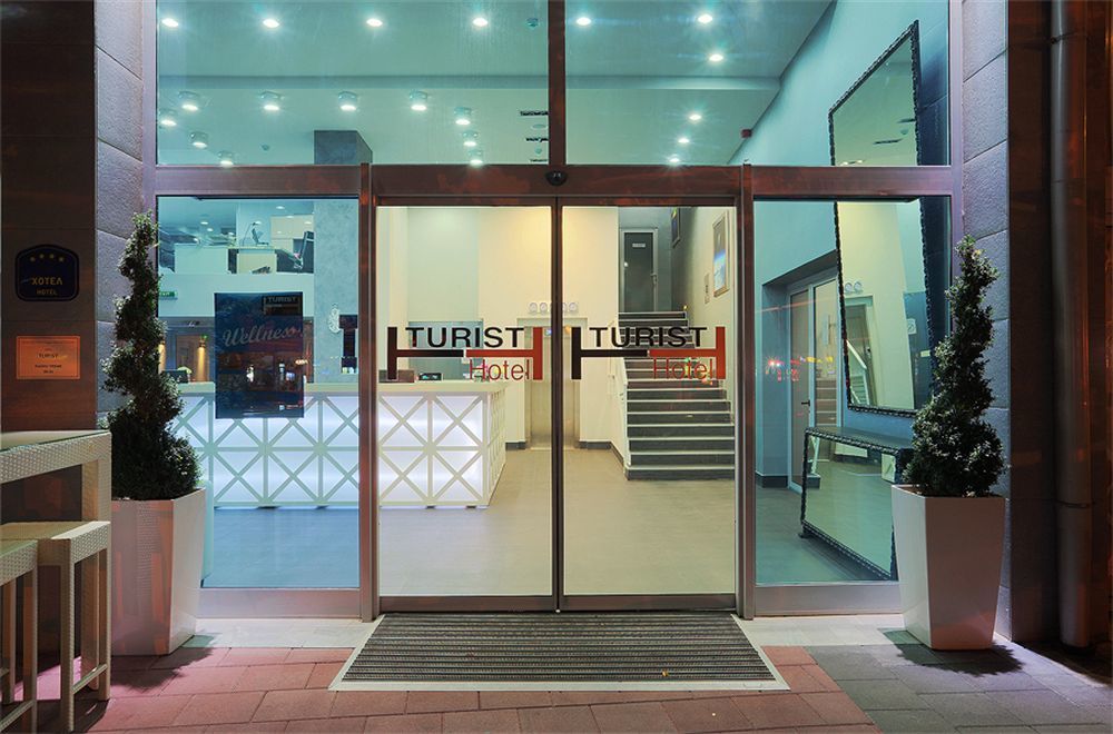 Hotel Turist Kraljevo Beltér fotó
